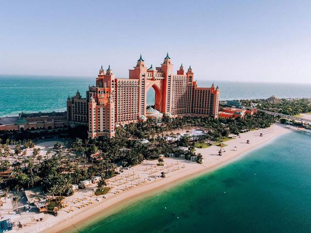 Dubai lifts PCR test requirement for tourists