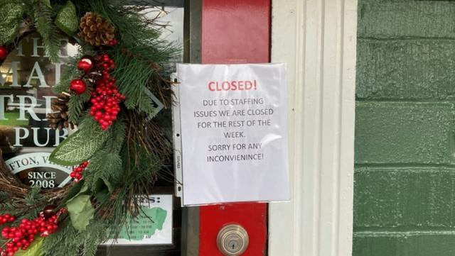 Omicron spoils U.S. holiday
