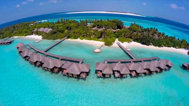 Maldives drops COVID-19 restrictions